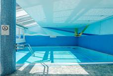 Landhaus Fux - Schwimmbad und Garten